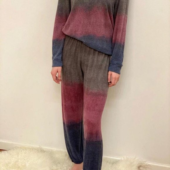 The Trifecta Dip Dye Loungewear Set - Picture 3 of 4